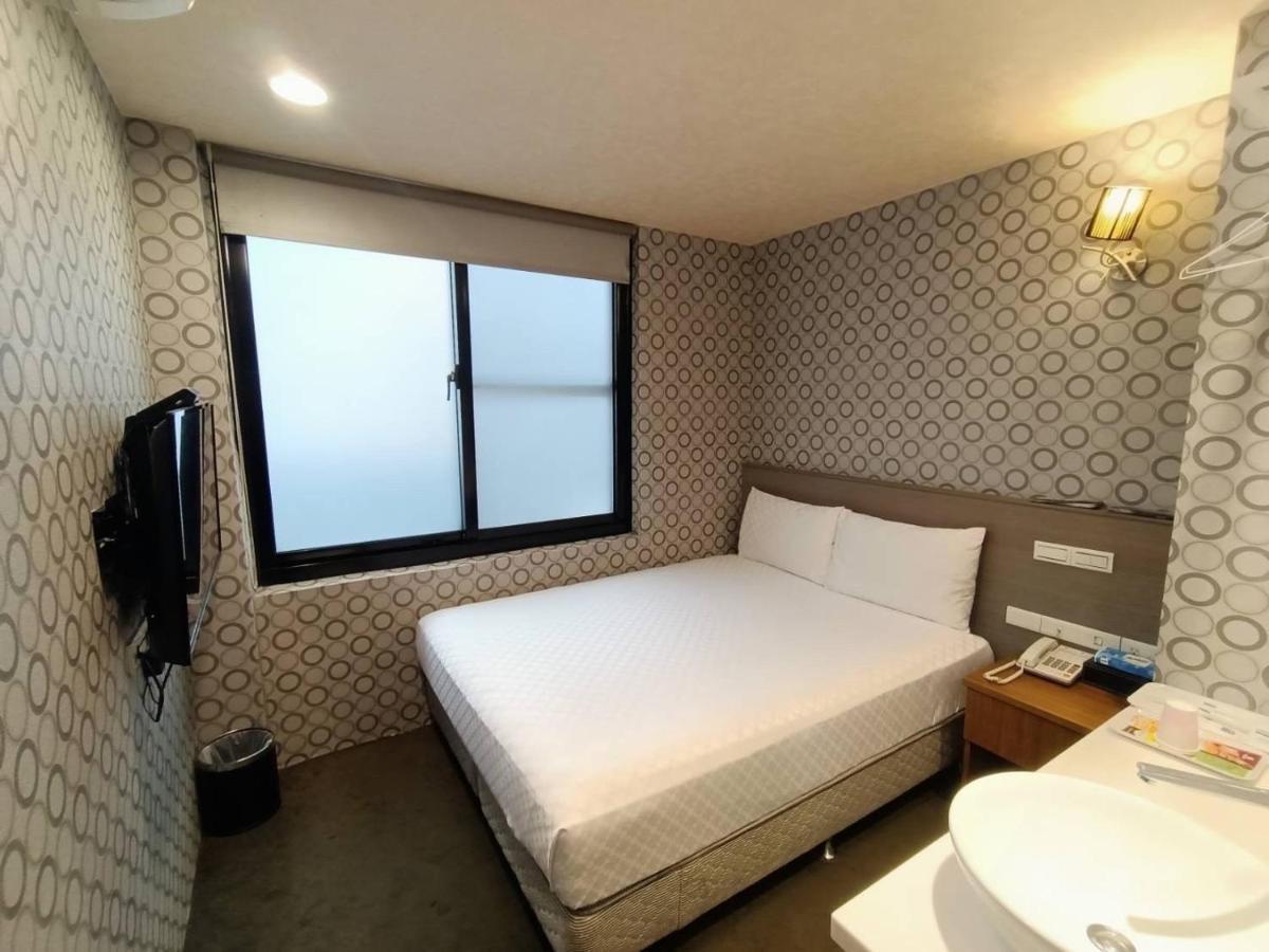 Taiwan Seven Days Boutique Hotel Taipé Exterior foto